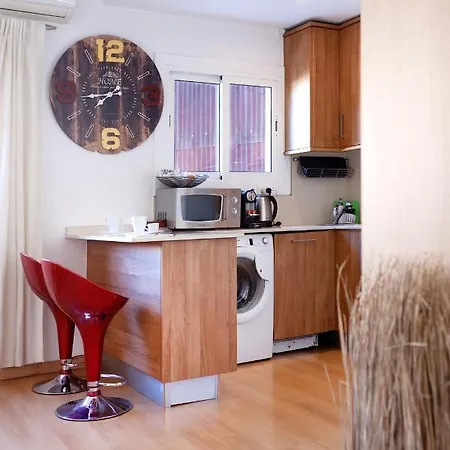 Cute Apartment In Sants Station With Hbo & Alexa & Ac *