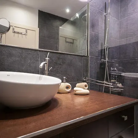Cute Apartment In Sants Station With Hbo & Alexa & Ac Barcelona
